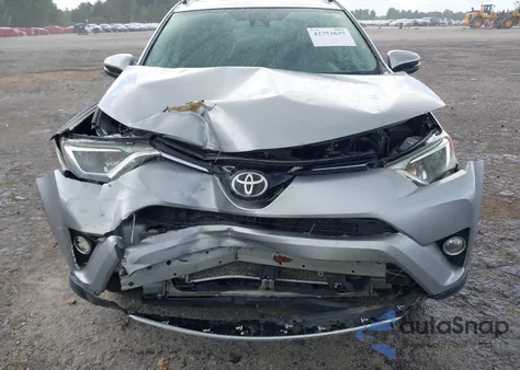 2017 Toyota Rav4 Xle из США, поврежденный, VIN 2T3RFREV2HW693806